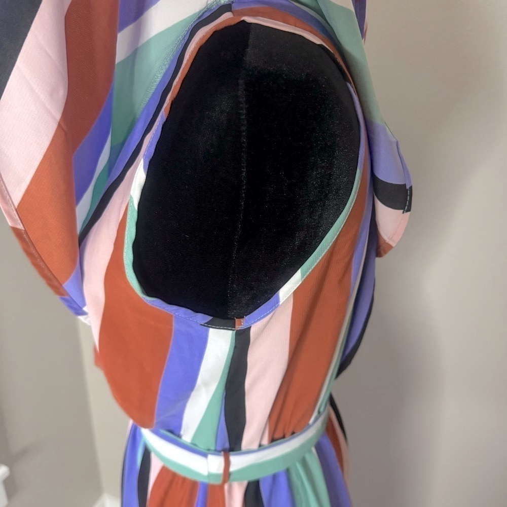 Vici striped long maxi dress size large - Picture 3 of 9